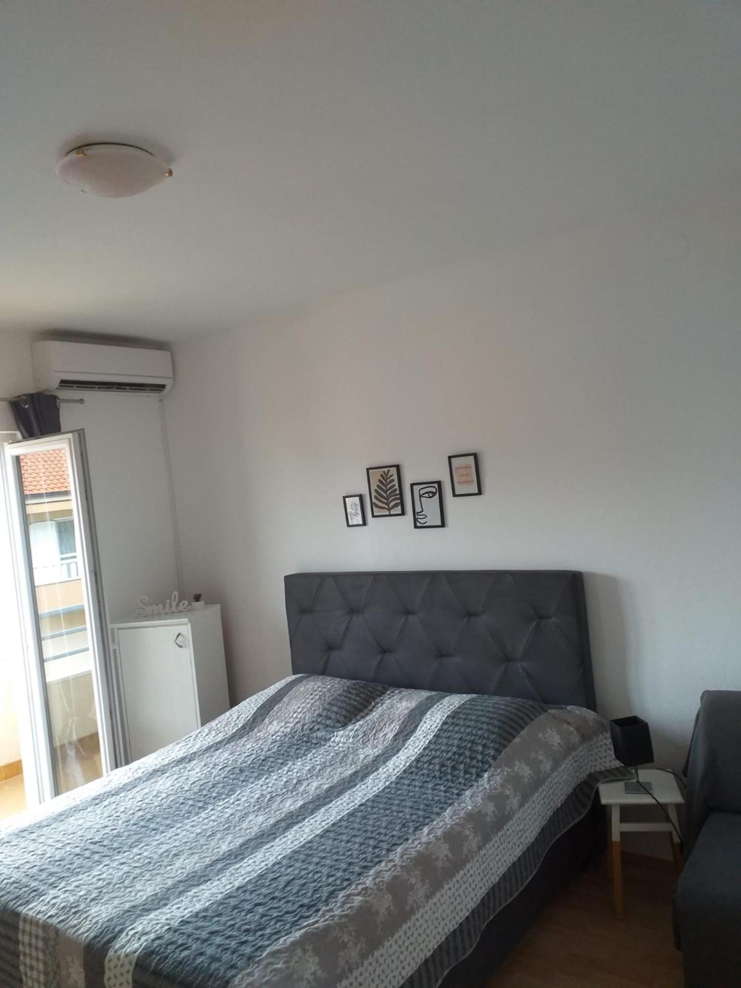 Apartmani Riba マカルスカ エクステリア 写真